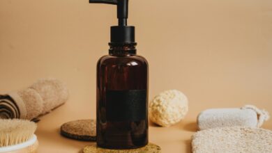 أعراض التحسس من مستحضرات التجميل وكيفية التعامل معها