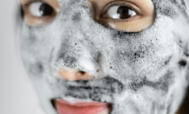 الفرق بين ماسكات الكولاجين وفعالية استخدامها