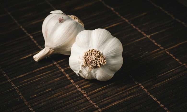 الثوم كيف يحميك من أمراض القلب ويخلصك من ضغط الدم المرتفع