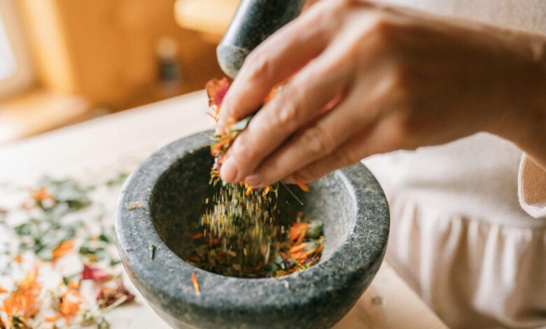 الأمراض الجلدية الشائعة التهابات اللثة التلول والقصعين علاج طبيعي من مطبخك